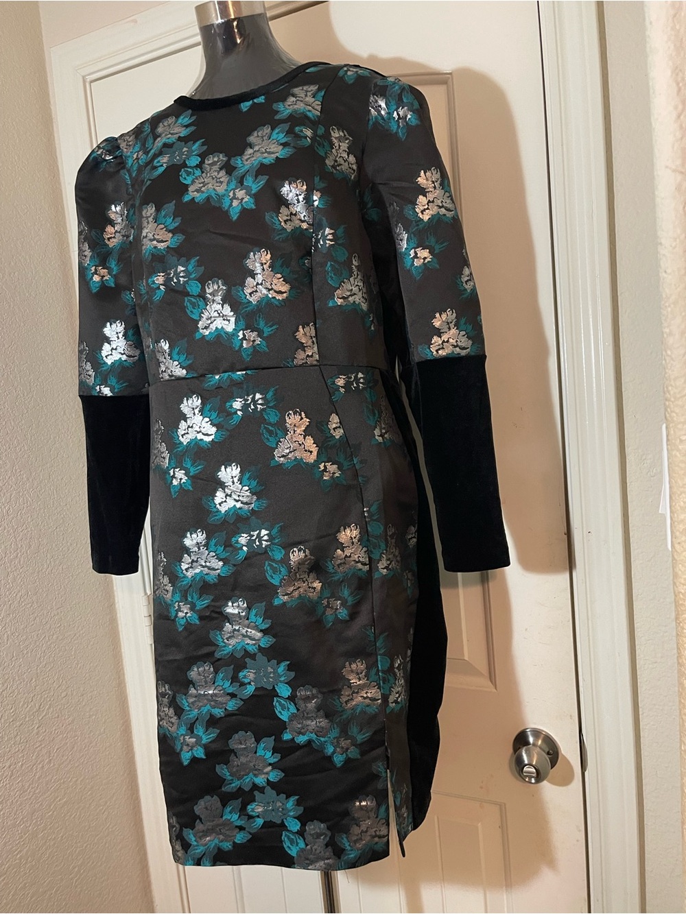Eloquii dress size 16 Please check all picture of condition. - Picture 5 of 17